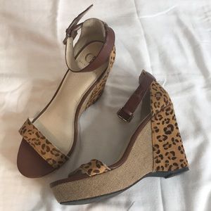 Gently worn Kelsi Dagger Leopard Wedges